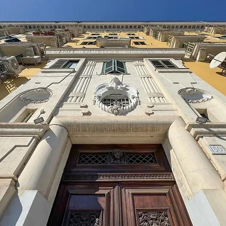 Nomentana Apartment *